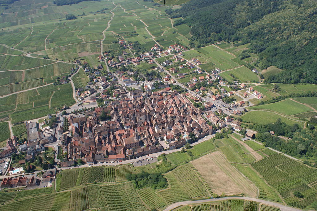 Gites Les Bains Riquewihr Exterior foto